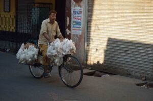 Chicken bike in Kolkata (CC licensed by Biswarup Ganguly)
