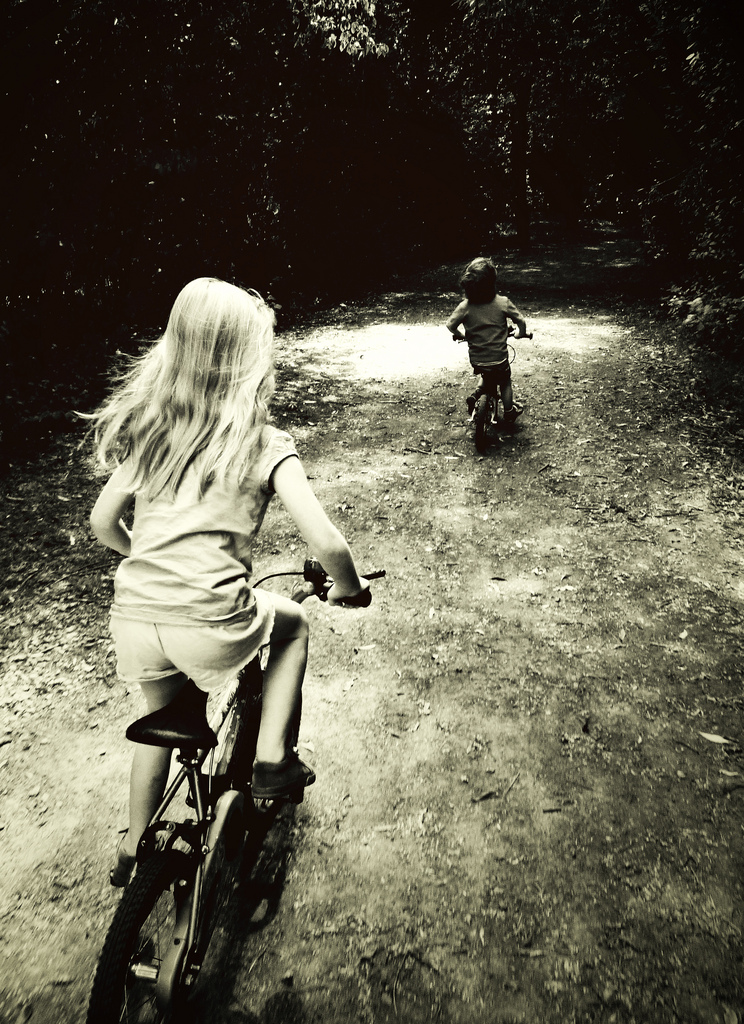 Kids on bikes (CC licensed by horrigans:Flickr)