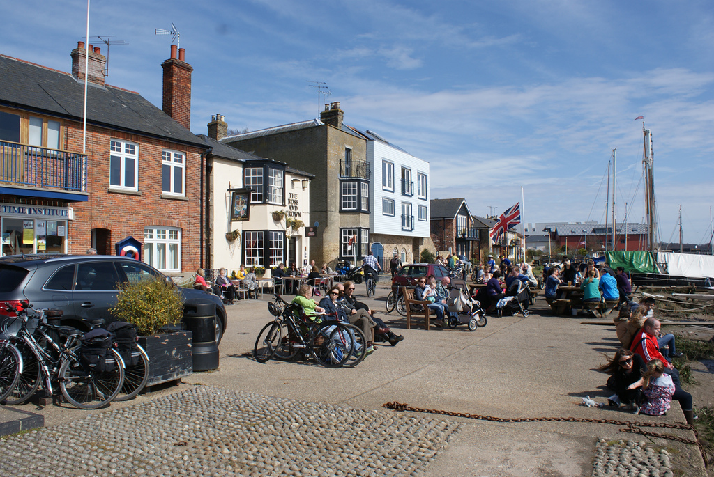 The riverfront at Wivenhow (CC licensed by Fenners1984:Flickr)