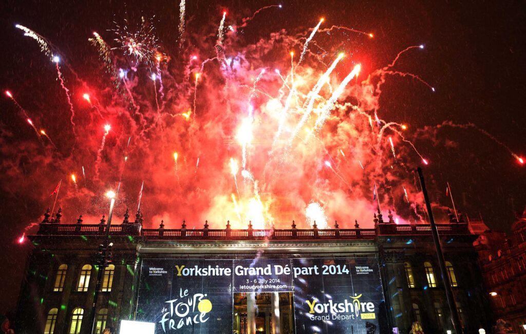 Yorkshire Grand Depart Fireworks (picture copyright Vaughn Ridley:SWPix.com)