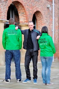 Chris Froome and Tour Makers (image via Welcome to Yorkshire)