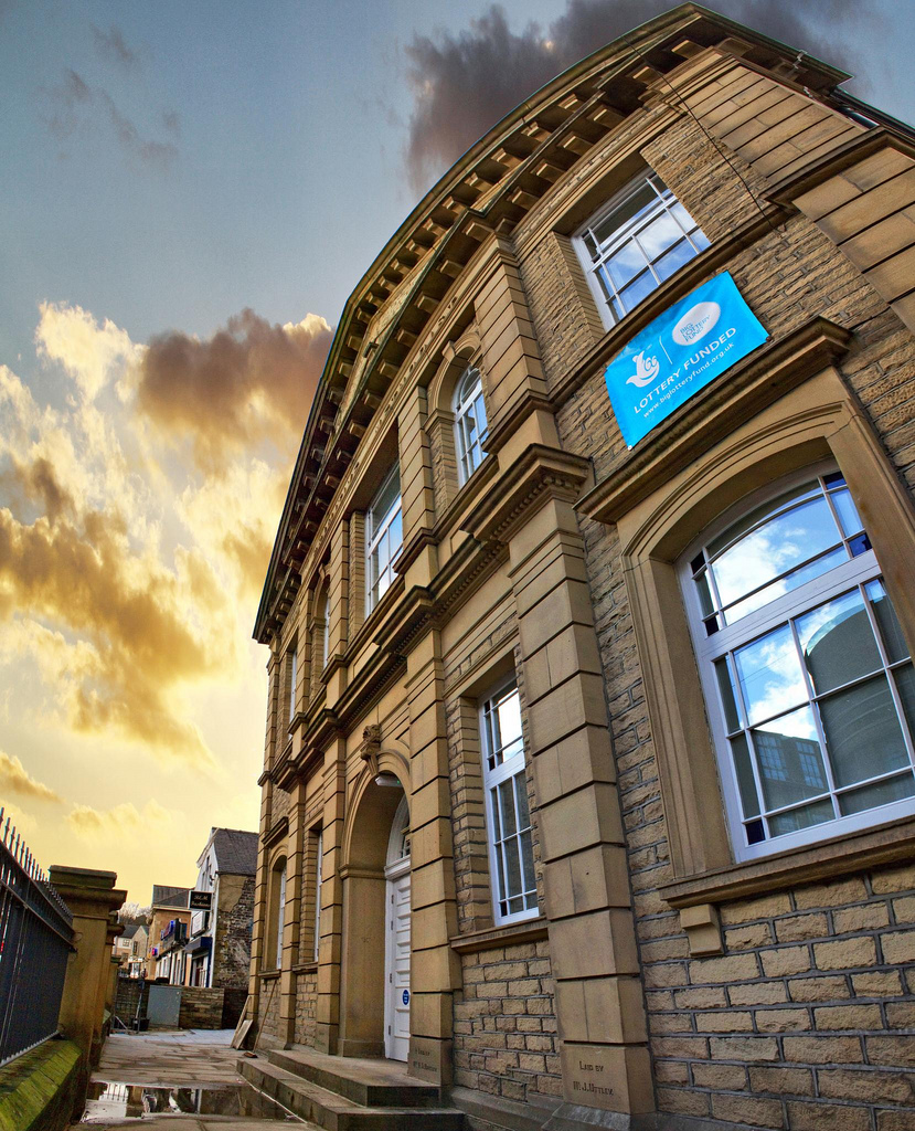 Keighley Central Hall (CC licensed image by tj.blackwell:Flickr)