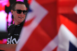 Bradley Wiggins with Union Flag, Giro Napes 2014 (c) Gian Mattia D’Alberto, LaPresse, RCS Sport
