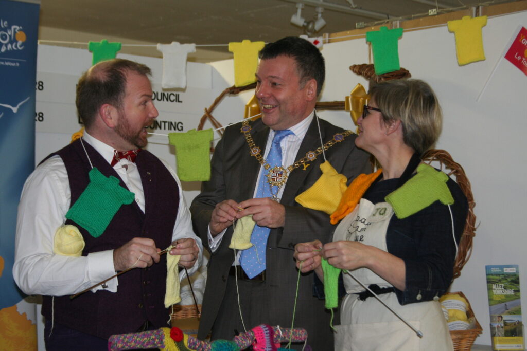 Harrogate calls for knitted bunting