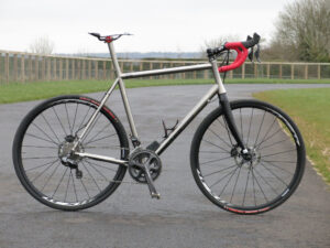 Kinesis Tripster ATR - full bike