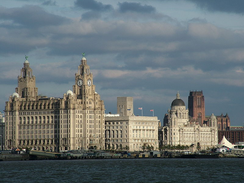 LIverpool Three Graces (CC licensed on Wikimedia by Chowells)