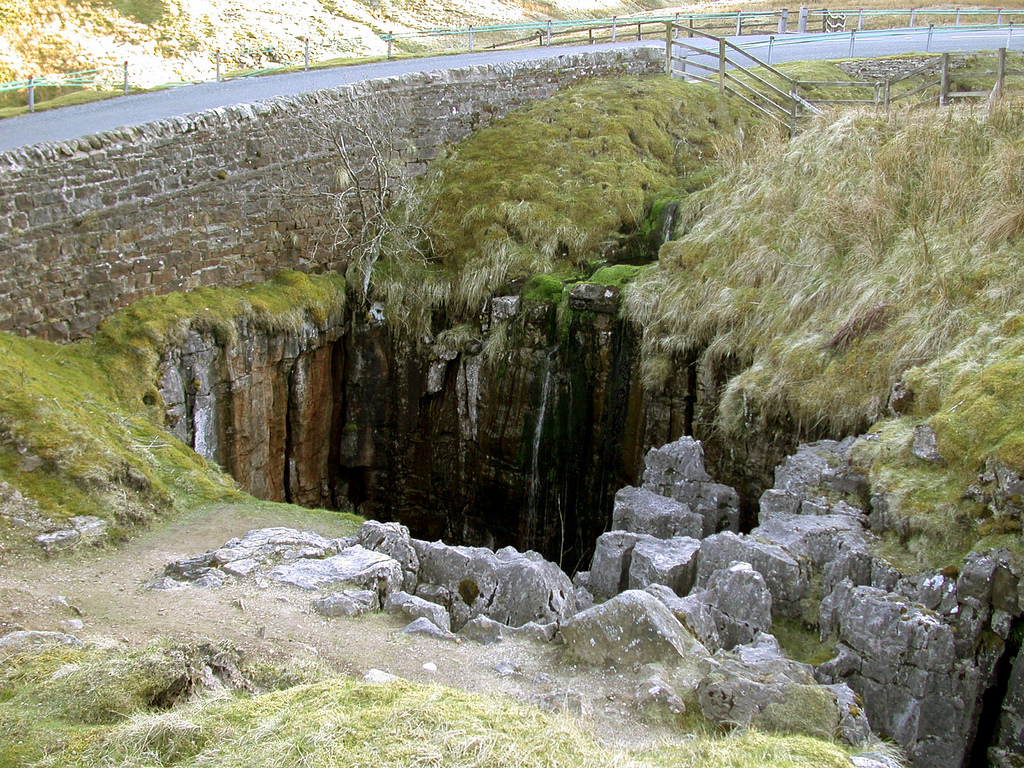 Look out for potholes – Stage 1 of the Tour de France goes over Buttertubs Pass (CC licensed image by Sou’wester:Flickr)