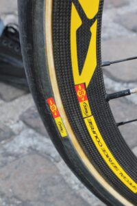 paris roubaix 2013 &ndash; Mavic wheels and tyres