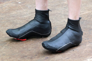 BTwin Aerofit shoe covers