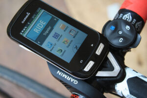 Garmin Edge 1000 unboxing - mounted on ride screen