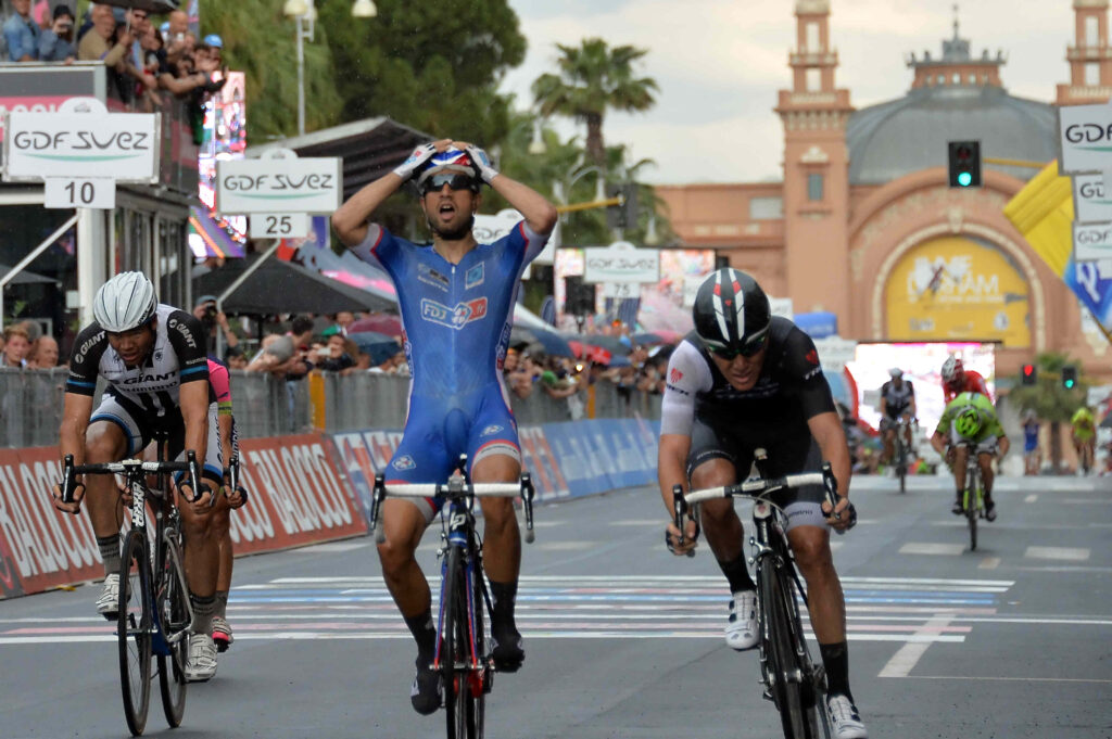 Nacer Bouhanni of FDJ wins Giro 2014 Stage 4 in Bari – picture credit LaPresse