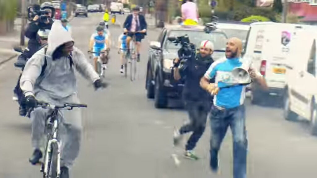 Tesco Mobile cycle commuting advert