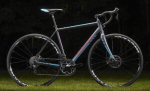 2025 Quintana Roo Service Course aero road bike