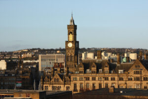 Bradford (CC BY-SA 2.0 licensed by Neil Turner:Flickr)
