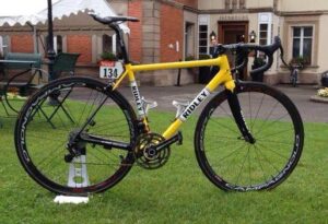 Tony Gallopin’s yellow Ridley Helium SL (4)-001