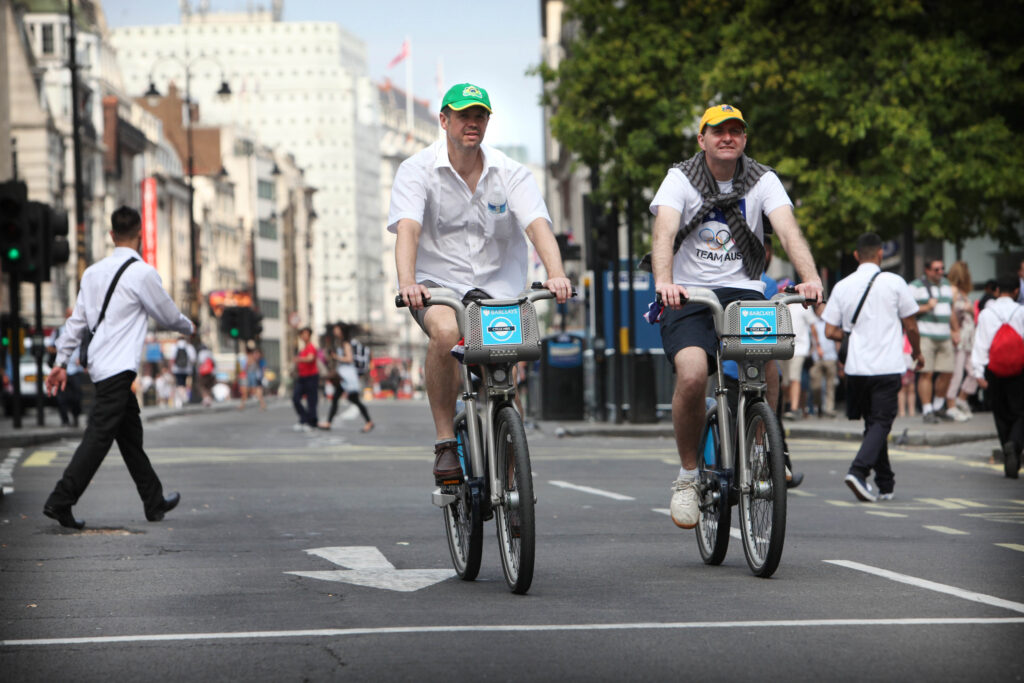 London cycling (CC BY-NC 2.0 licensed by the DCMS:Flickr)