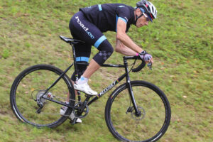 Ritchey Swiss Cross Disc - riding 1.jpg