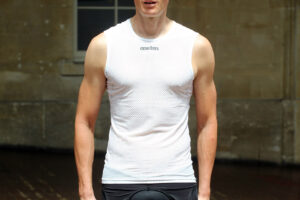 oneten Sleeveless Mesh Baselayer