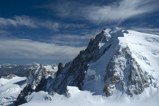 Mont Blanc (licensed on Flickr under CC BY-ND 2.0 by Alain Wlbert)