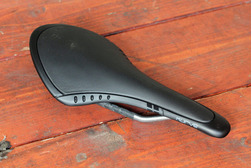 Fizik Kurve Snake Aluminium saddle