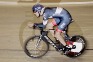 Hour-Record_Matthias-Brändle_Bike_2014_11