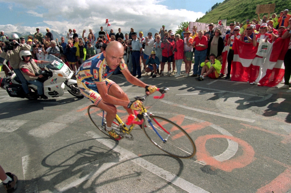 Marco Pantani, Alpe d’Huez, Tour de France, 1997 – Credit Michael Steele, EMPICS Sport
