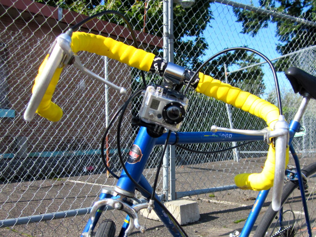 Camera on hack bike (CC BY-SA 2.0 licensed by Atomic Taco:Flickr)