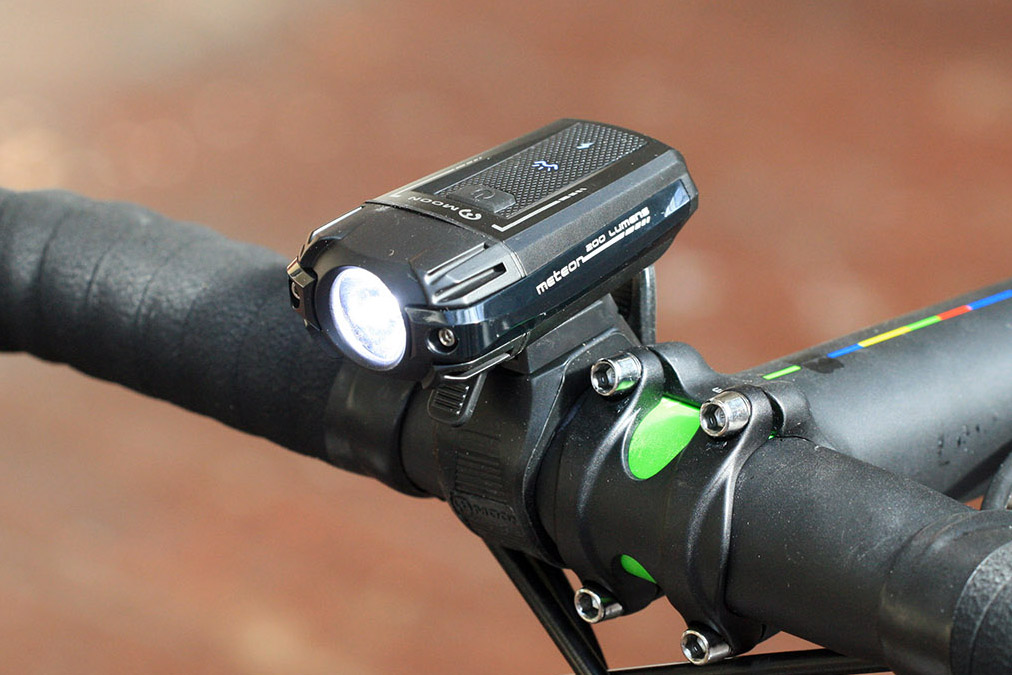Moon Meteor 200 front light