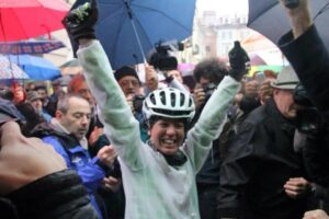 Paola Gianotti at the end of her 144-day record-breaking trip round the world
