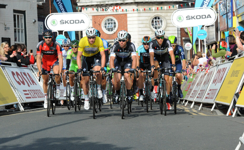 The peloton sets out from Newtown in the 2014 Tour of Britain (Image courtesy SweetSpot)