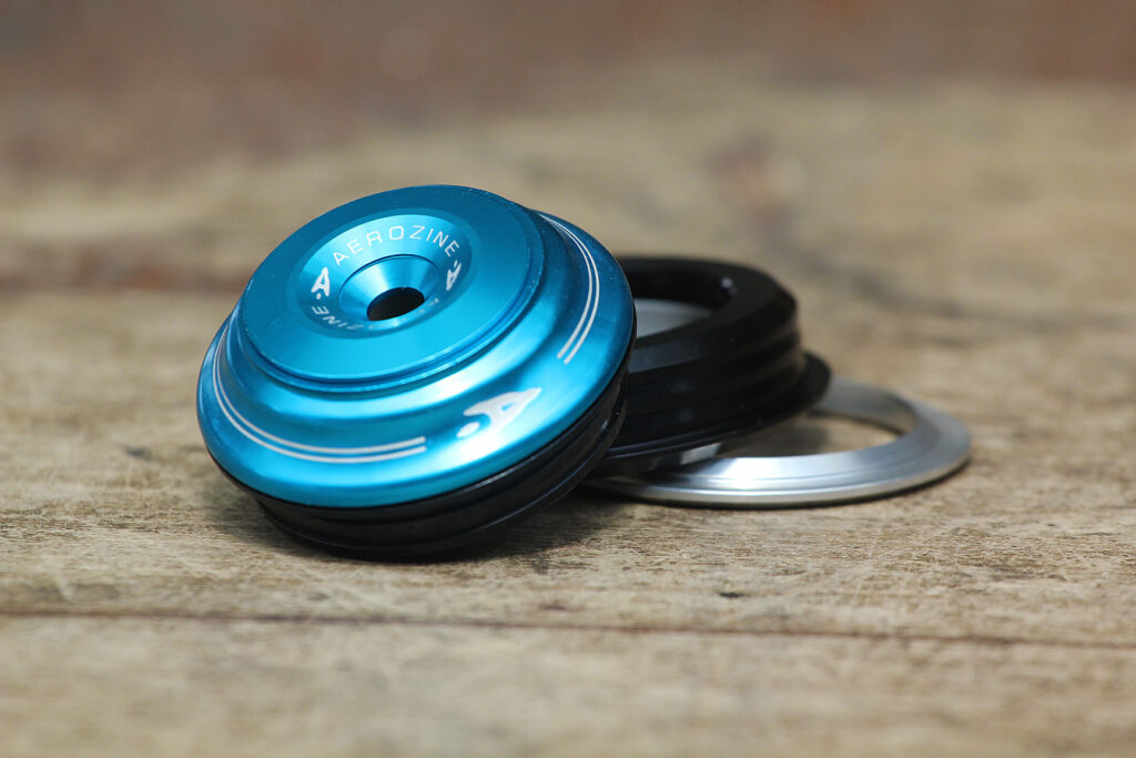 Aerozine XH808B Tapered Semi Integrated Headset 1 1:8