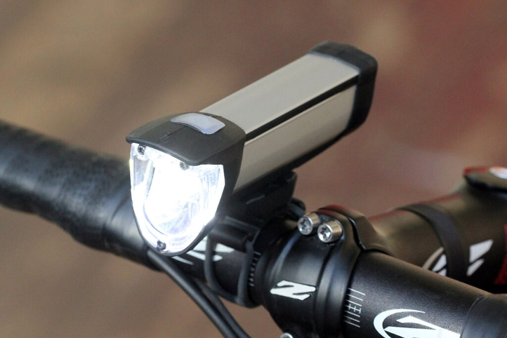 Busch and Muller Ixon Core front light