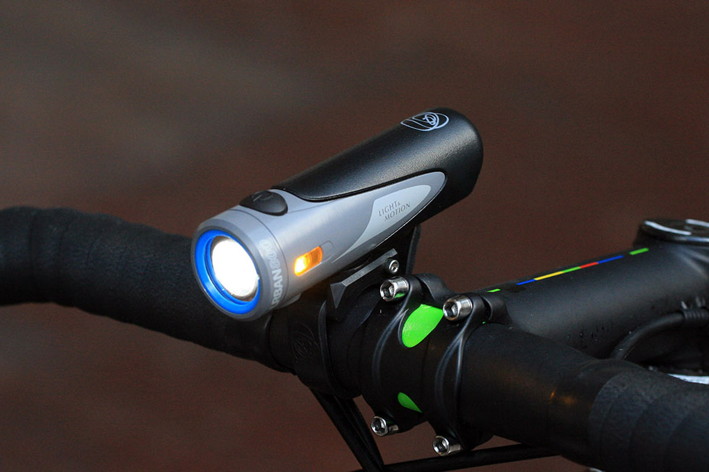 Light and Motion Urban 800 front light