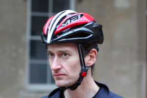Met Sine Thesis helmet - worn