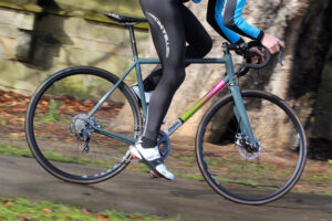 Donhou Signature Steel - riding 1