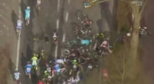 Scheldeprijs 2015 crash