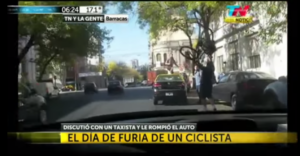 Buenos Aires cyclist attacks taxi.png