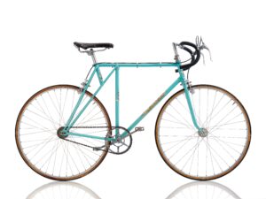 W. and R. Baines V.S. 37: Known as a Flying Gate, this 1947 frame was part of a craze for, depending how you looked at it, very short wheelbases or frame shapes that were instantly recognisable without decals