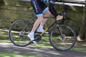 Engineered Bicycles Gezel - riding 1