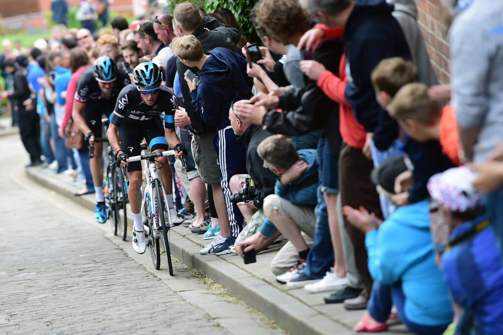 Team Sky’s Peter Kennaugh and Ian Stannard lead the British national championship race up the gutter on Lincoln’s Michaelgate (Alex Broadway:SWpix.com)