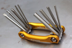 BTwin 300 Bike Multitool - open