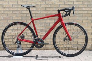 Genesis 2016 Datum 10 full bike
