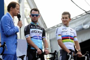 Mark Cavendish and Michal Kwiatkowski at 2015 Tour de France presentation (picture credit Le Tour Utrecht on Facebook)