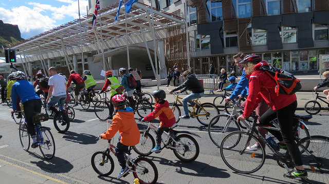 Pedal on Parliament 2015 04 (picture courtesy Chris Hill)