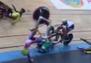 Junior Track Worlds crash 2015 (picture Alexandre Vinokourov on Instagram)