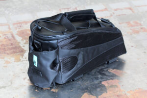 Radial Cycles Convey rack top bag