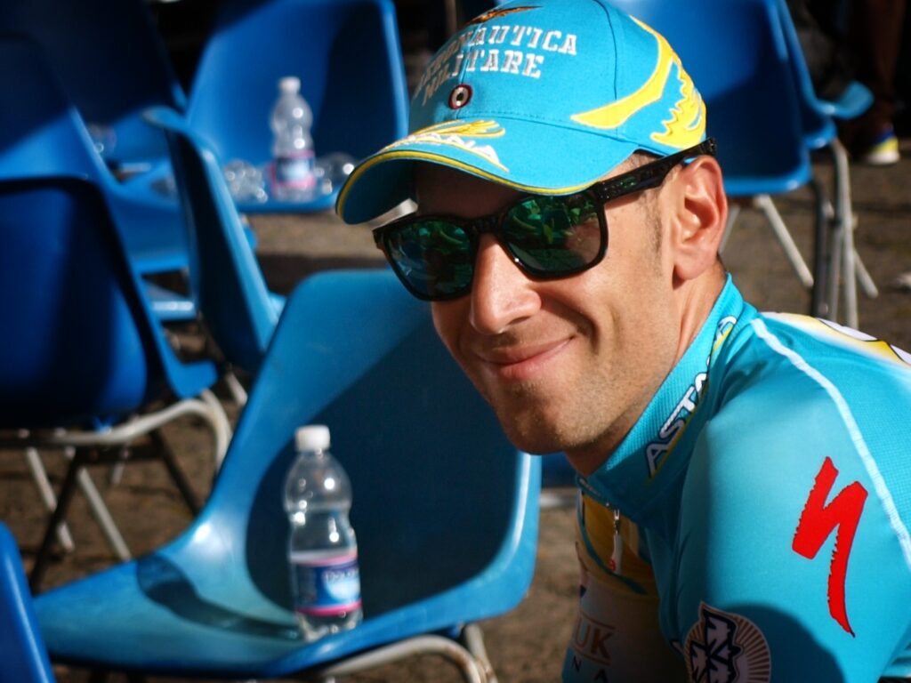 Smiling Shark Vincenzo Nibali © Simon MacMichael