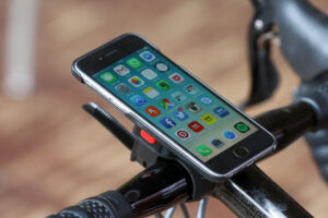 Zefal Z Console Lite iPhone 6 - phone mounted