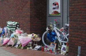 Alan Cartwright tribute on Caledonian Road (source eBay)