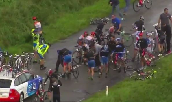 GP de Wallonie 2015 crash Eurosport still